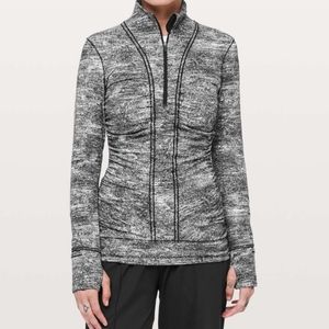 Lululemon Cypress Kiss 1/2 Zip

Rush Jacquard Blac